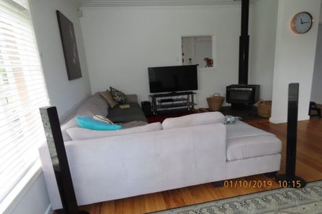 Photo of property in 225 Titirangi Road, Titirangi, Auckland, 0604