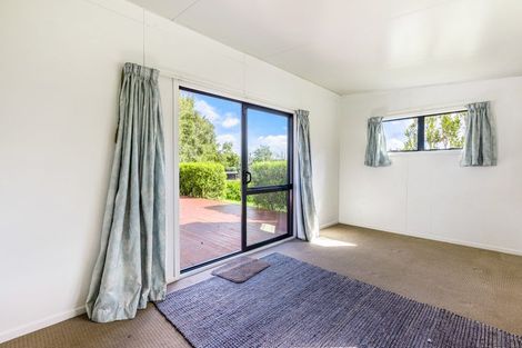 Photo of property in 98 Hanham Road, Kumeu, 0891