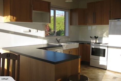 Photo of property in 50 Middleton Road, Kew, Dunedin, 9012