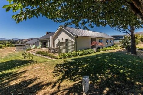 Photo of property in 19a Old Station Avenue, Wanaka, 9305