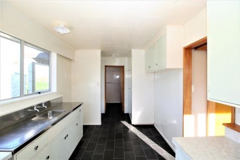 Photo of property in Papatawa Schoolhouse, 258 Valley Road, Papatawa, Woodville, 4998