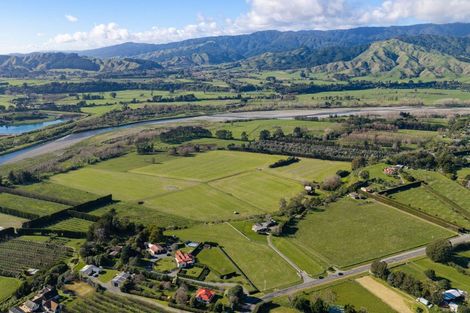 Photo of property in 165 Otaki Gorge Road, Hautere, 5582