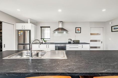 Photo of property in 56 Lewis Crescent, Rolleston, 7614