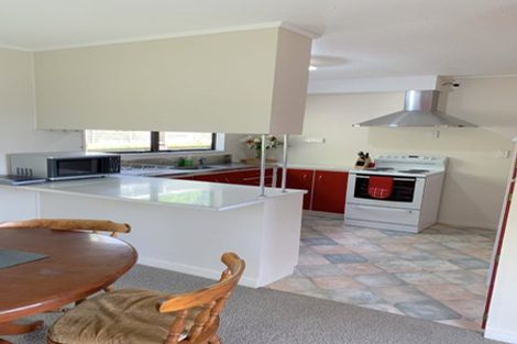 Photo of property in 91 Percy Dyett Drive, Karori, Wellington, 6012