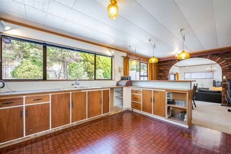 Photo of property in 24 Fenchurch Grove, Stokes Valley, Lower Hutt, 5019