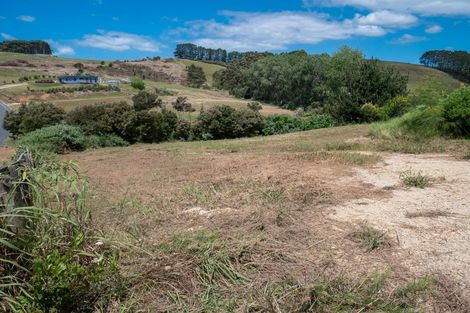 Photo of property in 14 Pekama Drive, Cable Bay, 0420