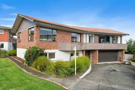 Photo of property in 37 Toroa Street, Torbay, Auckland, 0630