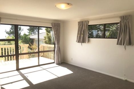 Photo of property in 750 East Coast Road, Pinehill, Auckland, 0630