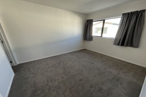 Photo of property in 9/535 Swanson Road, Ranui, Auckland, 0612