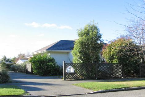 Photo of property in 16 Gunns Crescent, Cashmere, Christchurch, 8022