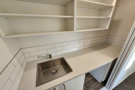 Photo of property in 47 Damien Place, Bromley, Christchurch, 8062