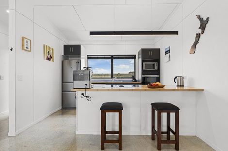 Photo of property in 136 Mirikau Road, Warea, New Plymouth, 4381