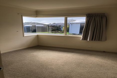 Photo of property in 11 Tainui Street, Levin, 5510