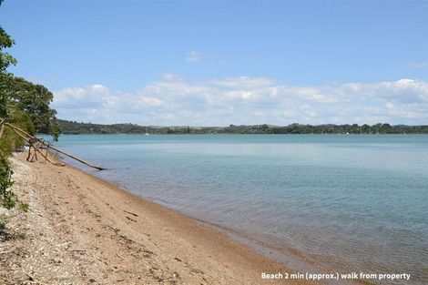 Photo of property in 88 Doves Bay Road, Kerikeri, 0294