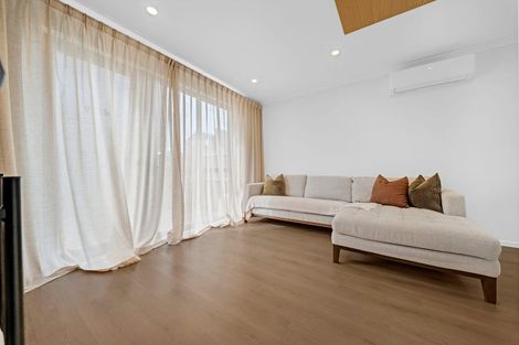 Photo of property in 4/29 Normandy Place, Henderson, Auckland, 0610
