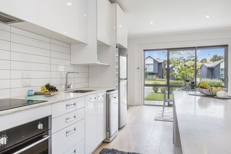 Photo of property in 13/27 Powell Street, Avondale, Auckland, 1026