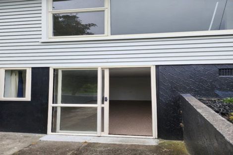 Photo of property in 132 Huatoki Street, Frankleigh Park, New Plymouth, 4310