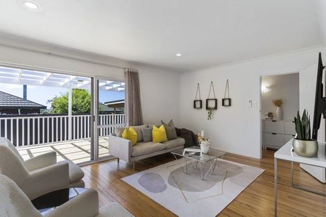 Photo of property in 7b Anne Road, Hillcrest, Auckland, 0627