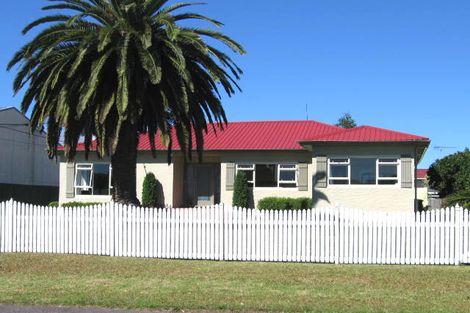 Photo of property in 145 Mcleod Road, Te Atatu South, Auckland, 0610