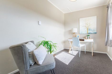 Photo of property in 26 Reeves Street, Waikanae Beach, Waikanae, 5036