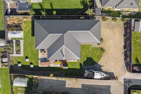 Photo of property in 32 Stratford Drive, Mount Pisa, Cromwell, 9383