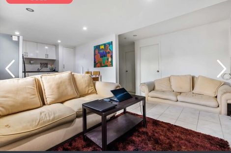 Photo of property in 1/10 Bishop Street, Green Bay, Auckland, 0604