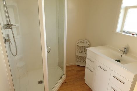 Photo of property in 21 Linwood Avenue, Forrest Hill, Auckland, 0620