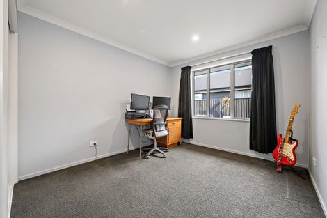 Photo of property in 4 Franklin Drive, Rangiora, 7400