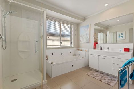 Photo of property in 93 Arabian Drive, Papamoa Beach, Papamoa, 3118