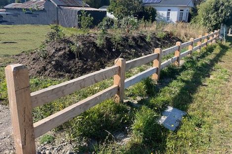 Photo of property in 62 Timaru Road, Waimate, 7924