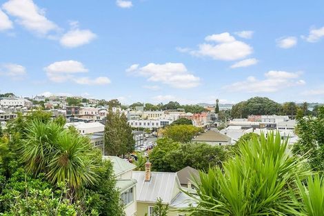 Photo of property in 1/39 Clarence Street, Devonport, Auckland, 0624