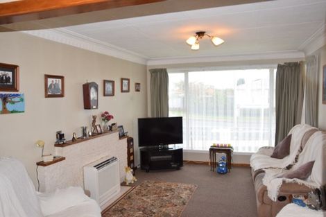 Photo of property in 1 Orwell Crescent, Newfield, Invercargill, 9812