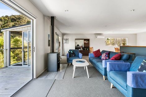 Photo of property in 14 Bay View Road, Whangarei Heads, Whangarei, 0174