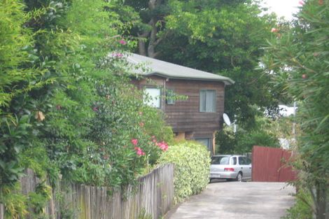 Photo of property in 1/12 Sunhaven Avenue, Glenfield, Auckland, 0629