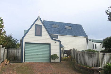 Photo of property in 74 Cypress Drive, Maungaraki, Lower Hutt, 5010