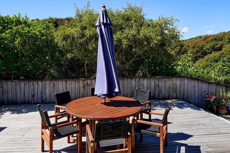 Photo of property in 12 Dornoch Place, Papakowhai, Porirua, 5024