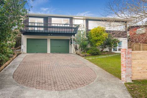 Photo of property in 73 Lantana Road, Green Bay, Auckland, 0604