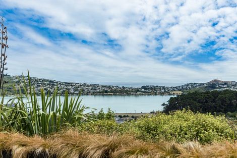 Photo of property in 3 Kaiaho Close, Aotea, Porirua, 5024