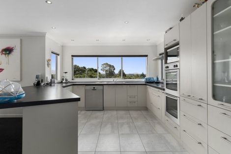 Photo of property in 12 Haden Place, Omokoroa, 3114