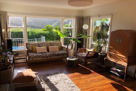 Photo of property in 110 Severn Street, Island Bay, Wellington, 6023