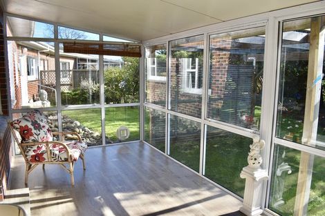 Photo of property in 14b Hariata Street, Otaki, 5512