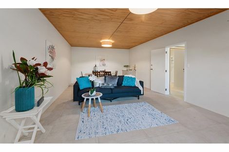 Photo of property in 127 Riverside Drive, Parahaki, Whangarei, 0112