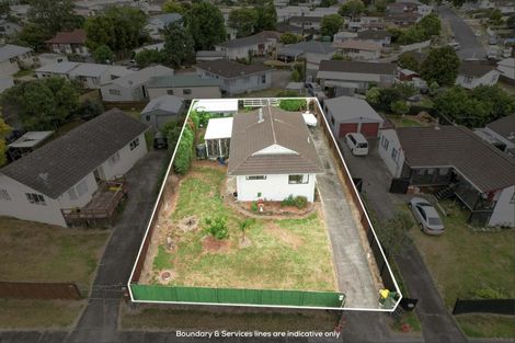 Photo of property in 14 Advocate Place, Randwick Park, Auckland, 2105