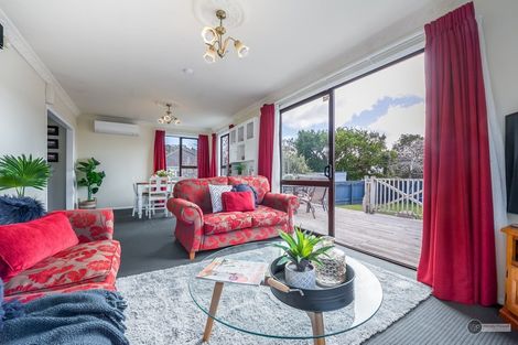 Photo of property in 3 Grierson Street, Naenae, Lower Hutt, 5011