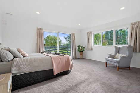 Photo of property in 137 Kent Street, Carterton, 5713