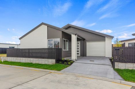 Photo of property in 14 Rehua Way, Papamoa, 3118