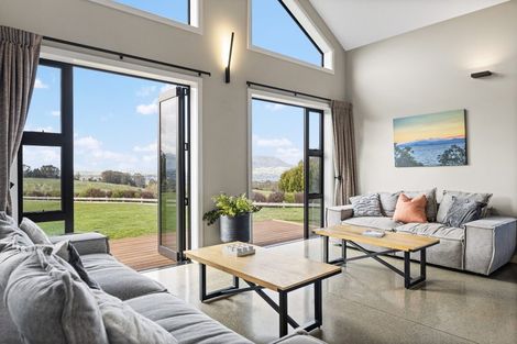 Photo of property in 67 Lomond Grove, Acacia Bay, Taupo, 3385