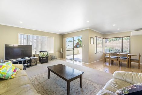 Photo of property in 19 Kestrel Heights, Arkles Bay, Whangaparaoa, 0932