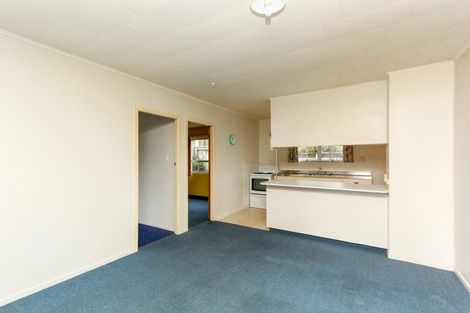 Photo of property in 17 Ambury Place, Merrilands, New Plymouth, 4312
