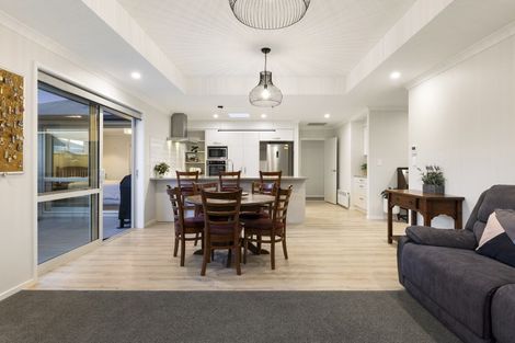 Photo of property in 26 Rotomanu Place, Pyes Pa, Tauranga, 3112